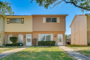 Bossier City Townhome with Patio and Outdoor Dining!